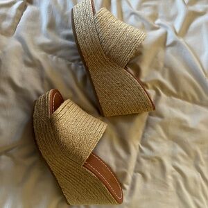 Women's Tan Wedge Sandals
